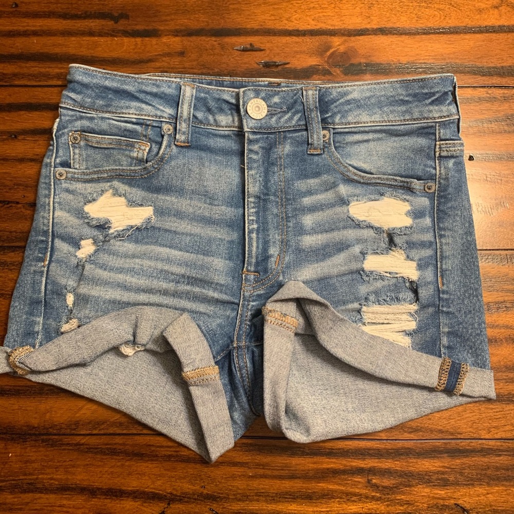 American Eagle Hi-Rise Shortie
